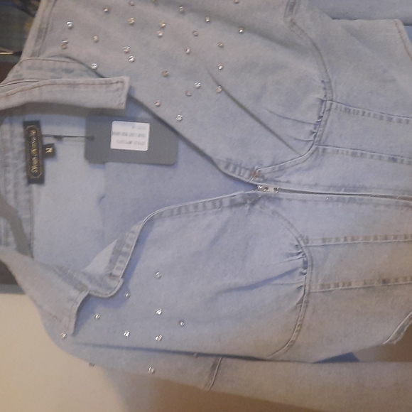 Jeans - Picture 1 of 6